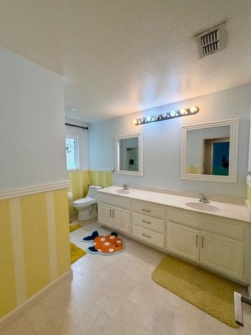 1728 Blackbird St, Roseville, CA 95747