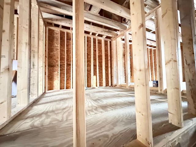 34 New Road, Weare, NH 03281