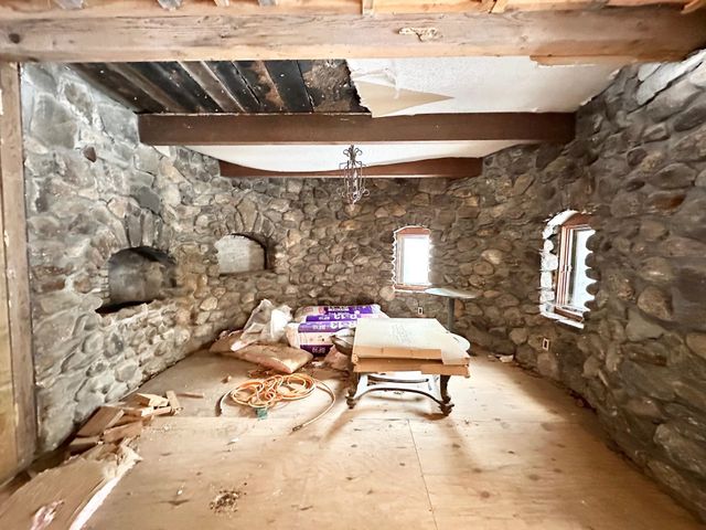 34 New Road, Weare, NH 03281