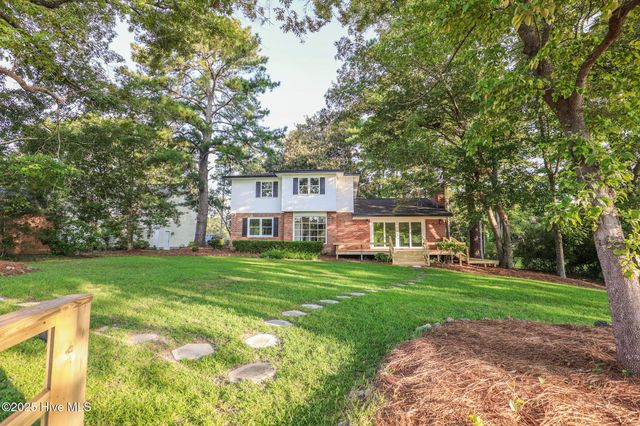 214 Shoreline Drive, New Bern, NC 28562