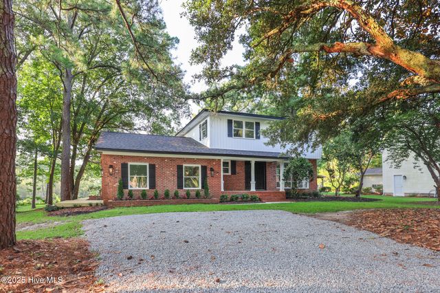 214 Shoreline Drive, New Bern, NC 28562