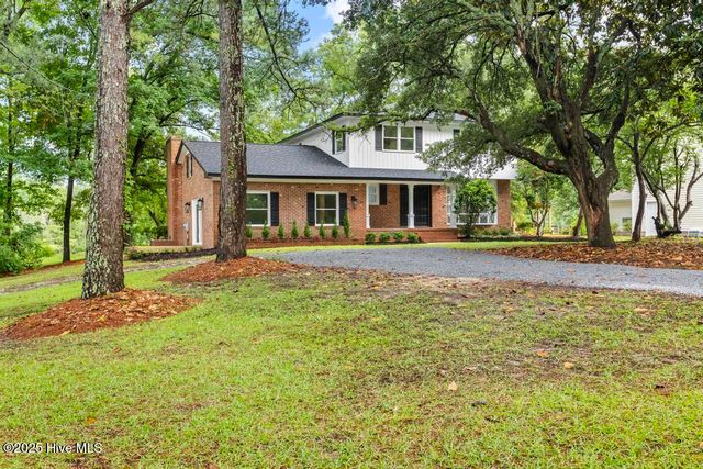 214 Shoreline Drive, New Bern, NC 28562