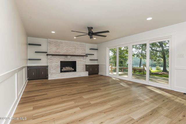 214 Shoreline Drive, New Bern, NC 28562