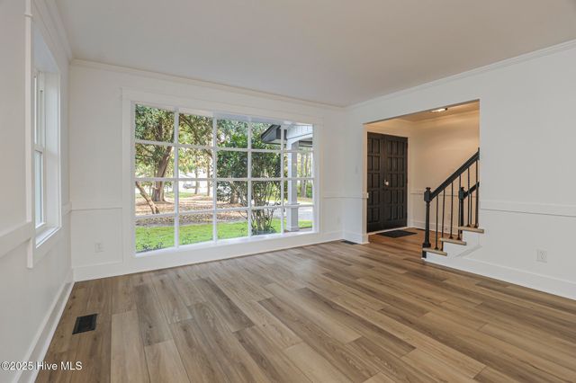 214 Shoreline Drive, New Bern, NC 28562