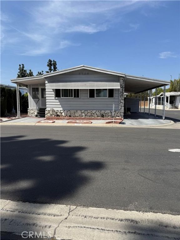 11250 Beach 139, Stanton, CA 90680