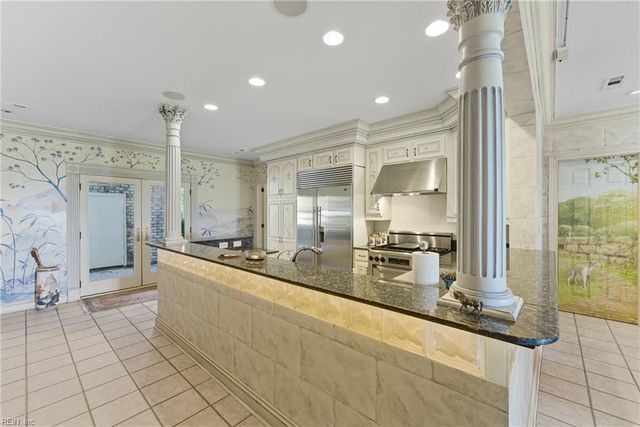 2069 Munden Point RD, Virginia Beach, VA 23457