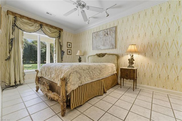 2069 Munden Point RD, Virginia Beach, VA 23457