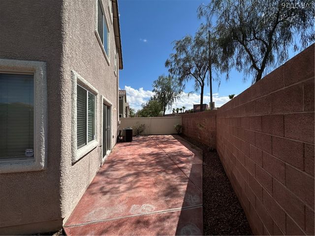 7305 PRUSSIAN GREEN Street, Las Vegas, NV 89139