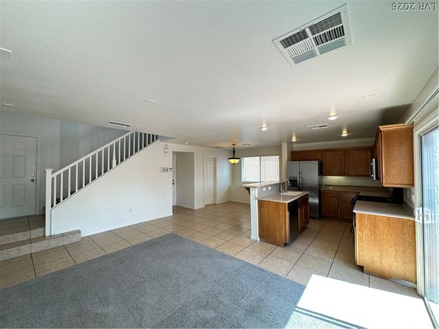 7305 PRUSSIAN GREEN Street, Las Vegas, NV 89139