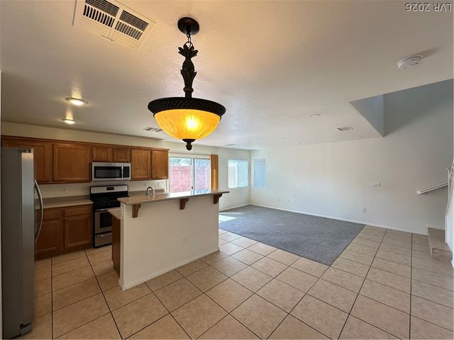 7305 PRUSSIAN GREEN Street, Las Vegas, NV 89139