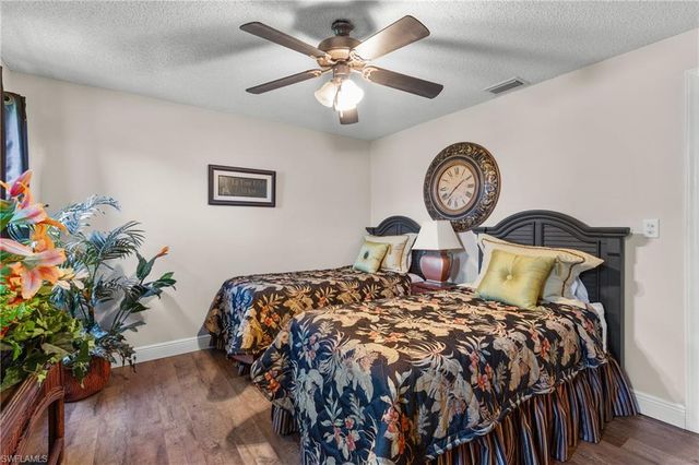 4536 Vinsetta AVE, North Fort Myers, FL 33903