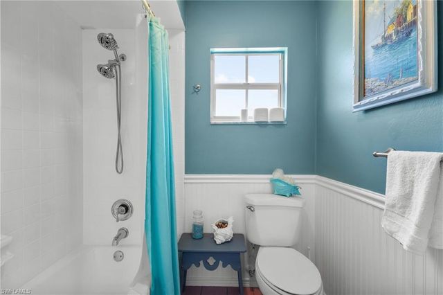 4536 Vinsetta AVE, North Fort Myers, FL 33903