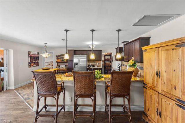 4536 Vinsetta AVE, North Fort Myers, FL 33903