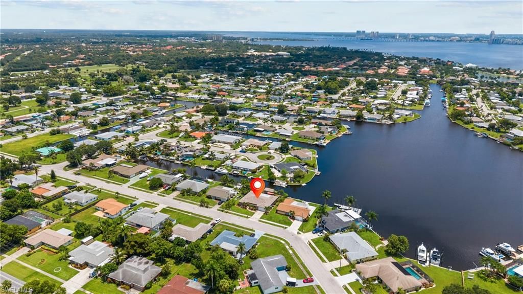 4536 Vinsetta AVE, North Fort Myers, FL 33903