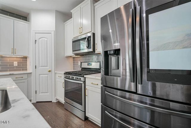 1928 Kateland Court, Apex, NC 27502