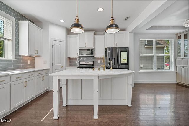 1928 Kateland Court, Apex, NC 27502