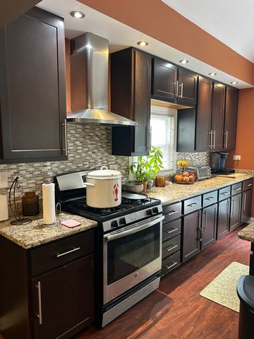 3631 W 86th Place, Chicago, IL 60652