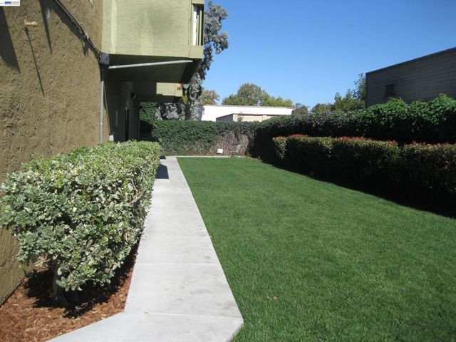 16006 E 14Th St 213, San Leandro, CA 94578