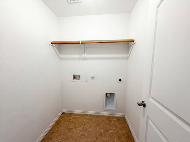 1241 Camden Yard Drive, Fort Worth, TX 76028