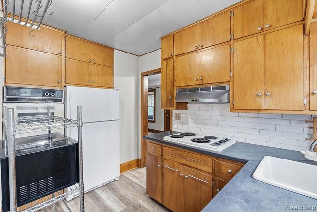 2530 Paducah Street, Flint, MI 48504