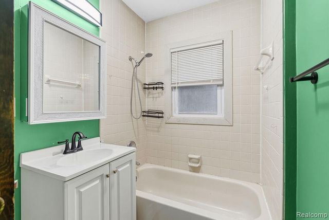 2530 Paducah Street, Flint, MI 48504