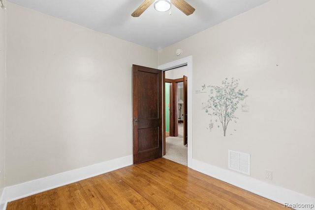 2530 Paducah Street, Flint, MI 48504
