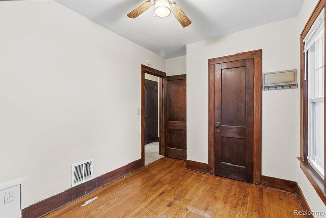 2530 Paducah Street, Flint, MI 48504