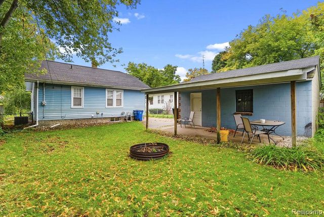 2530 Paducah Street, Flint, MI 48504