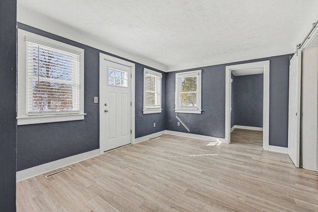 329 Bond Street, Allegan, MI 49010