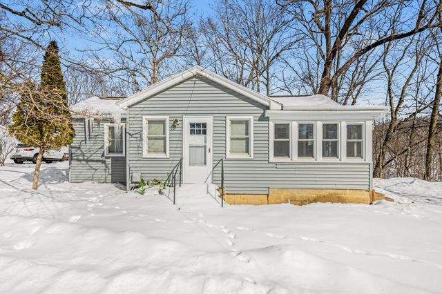 329 Bond Street, Allegan, MI 49010