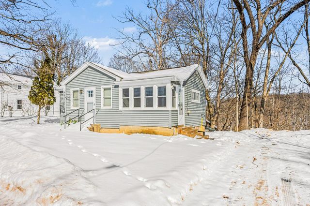 329 Bond Street, Allegan, MI 49010