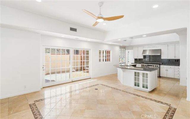 2025 E Balboa, Newport Beach, CA 92661