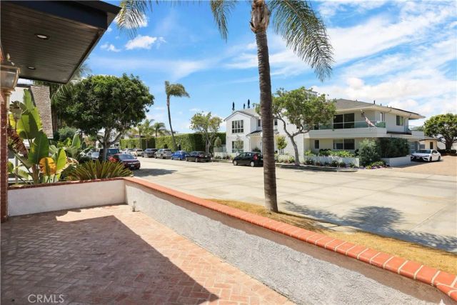 2025 E Balboa, Newport Beach, CA 92661