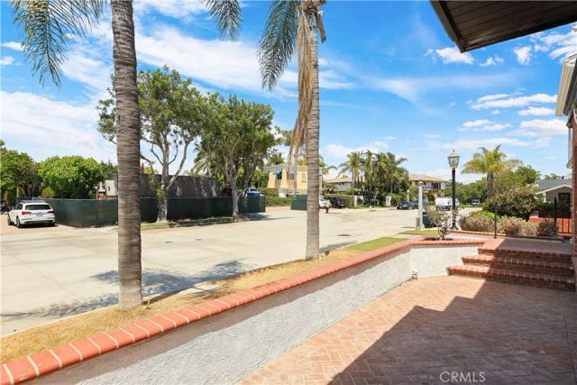 2025 E Balboa, Newport Beach, CA 92661