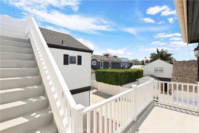 2025 E Balboa, Newport Beach, CA 92661