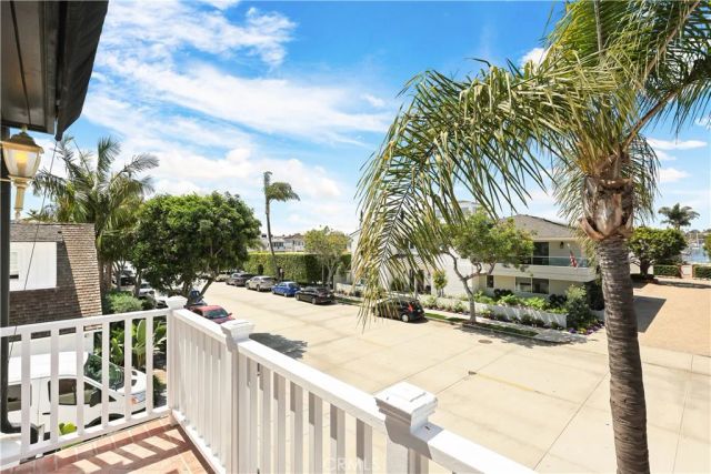 2025 E Balboa, Newport Beach, CA 92661