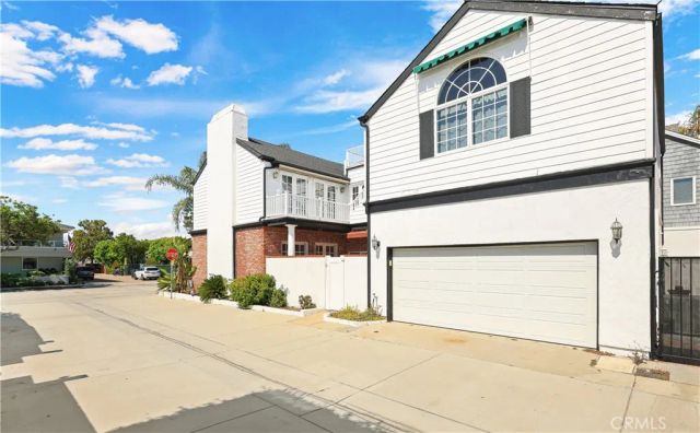 2025 E Balboa, Newport Beach, CA 92661