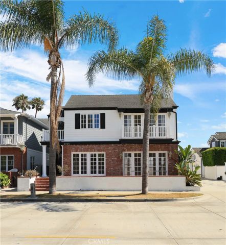 2025 E Balboa, Newport Beach, CA 92661