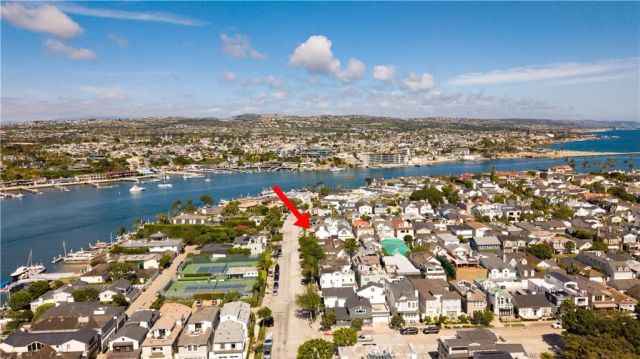 2025 E Balboa, Newport Beach, CA 92661