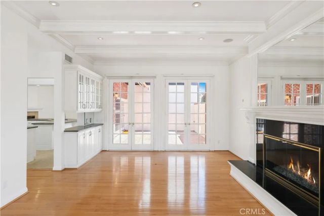 2025 E Balboa, Newport Beach, CA 92661
