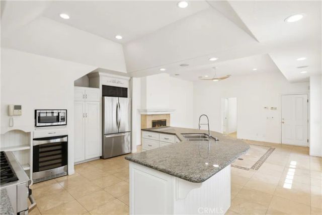 2025 E Balboa, Newport Beach, CA 92661
