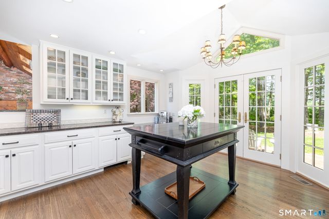 60 Old Wood Road, Avon, CT 06001