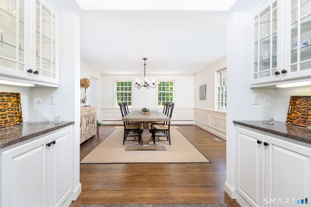 60 Old Wood Road, Avon, CT 06001