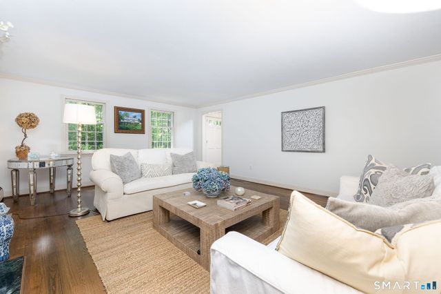 60 Old Wood Road, Avon, CT 06001
