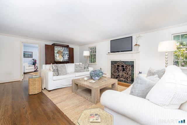 60 Old Wood Road, Avon, CT 06001