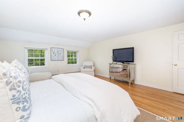 60 Old Wood Road, Avon, CT 06001