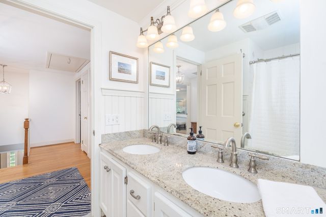 60 Old Wood Road, Avon, CT 06001