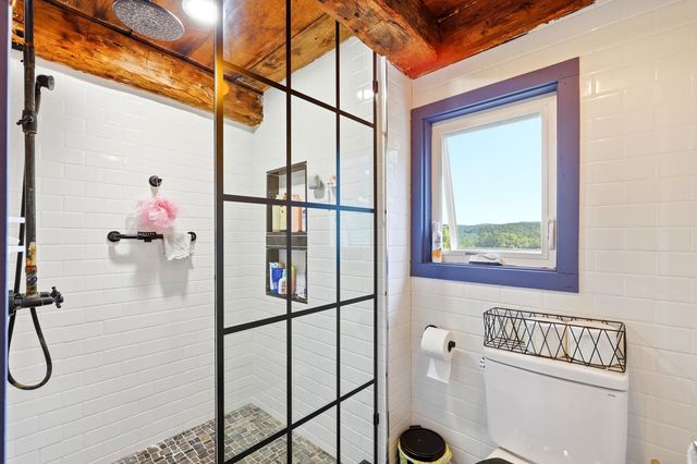 235 Middle Road, Deerfield, NH 03037