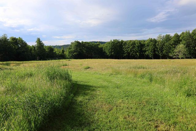 235 Middle Road, Deerfield, NH 03037