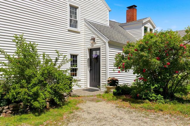 235 Middle Road, Deerfield, NH 03037